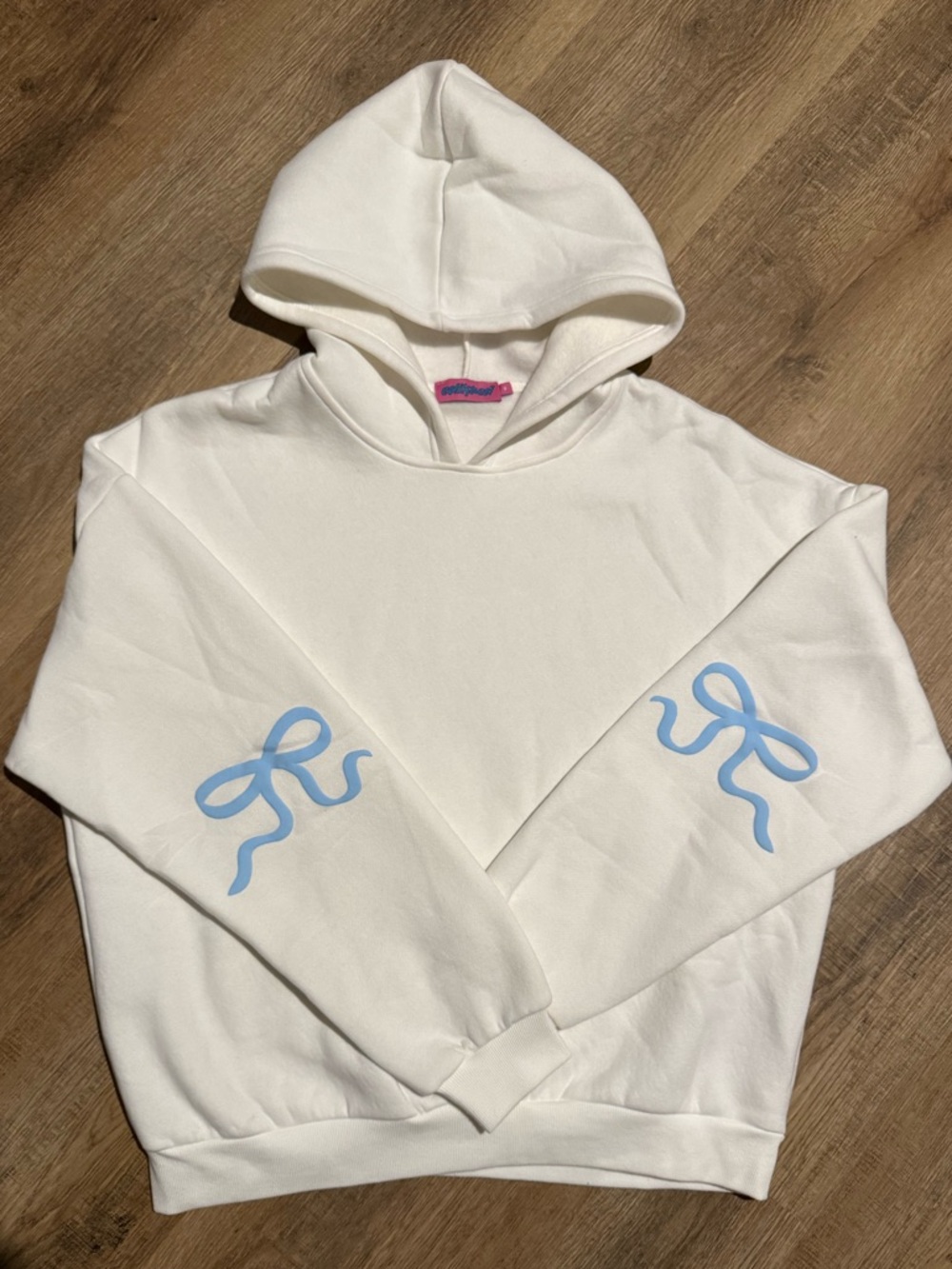 NWOT Edikted Bonney Bow Hoodie - Picture 4 of 5
